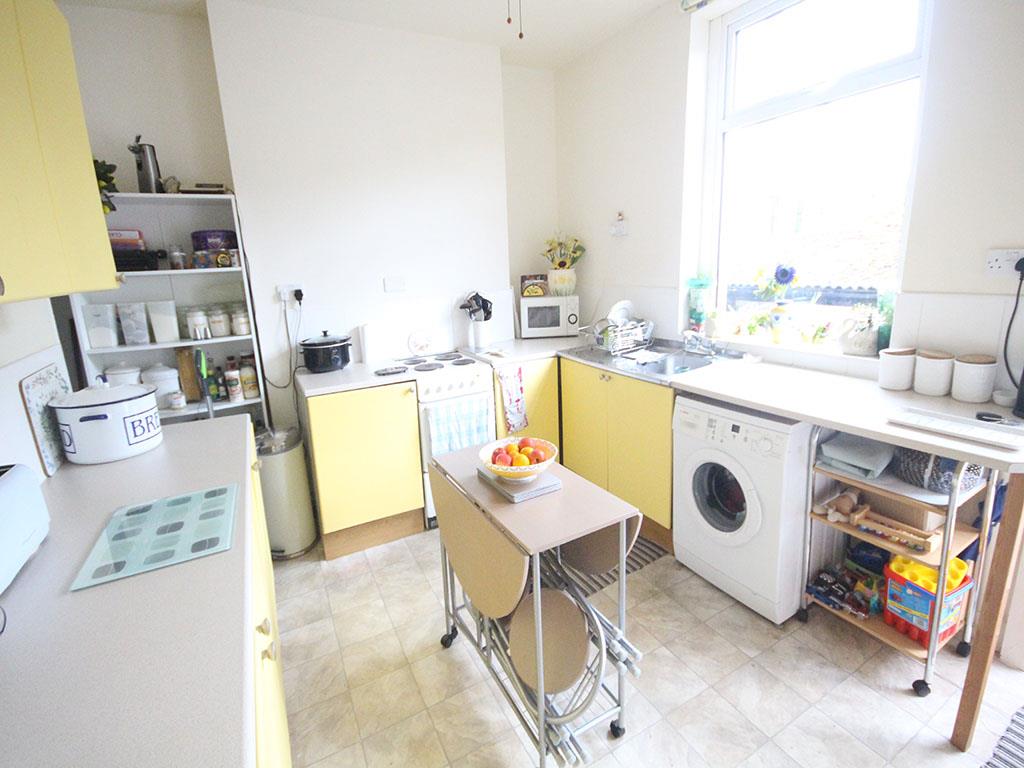 2 bedroom end terrace house SSTC in Earby - IMG_3295.jpg